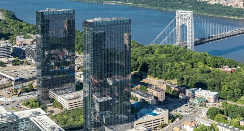 Vector Movers NJ is a top-rated Fort Lee moving company