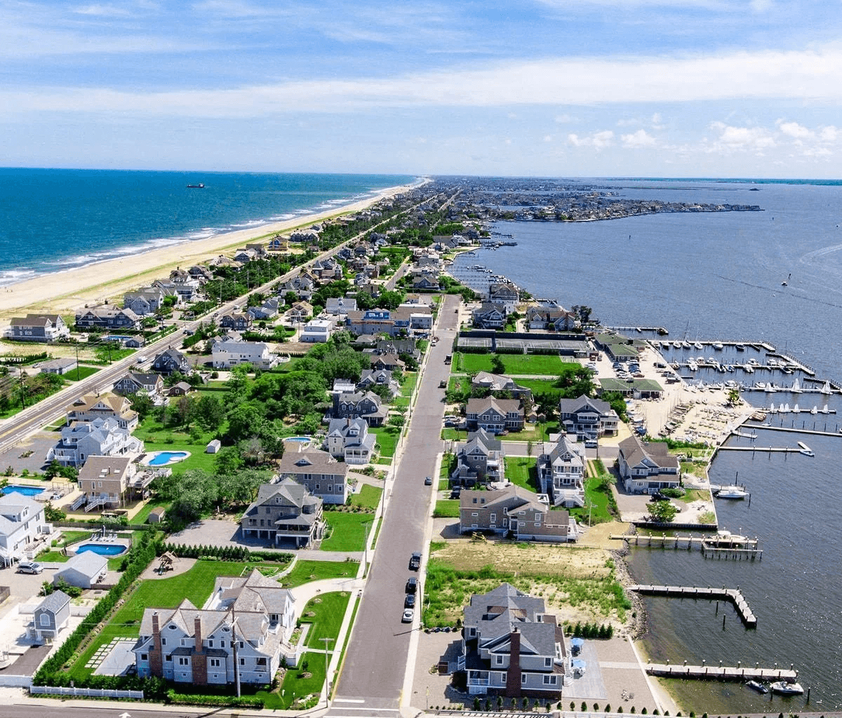 Mantoloking NJ moving company - Vector Movers